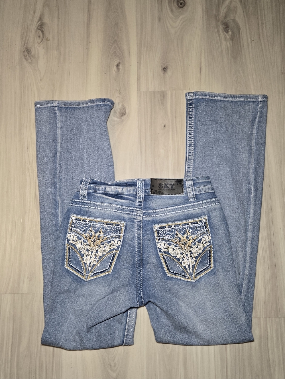 SKY Premium Collection Embellished Bootcut Jeans – Y2K Bling Wing Pockets 7/8